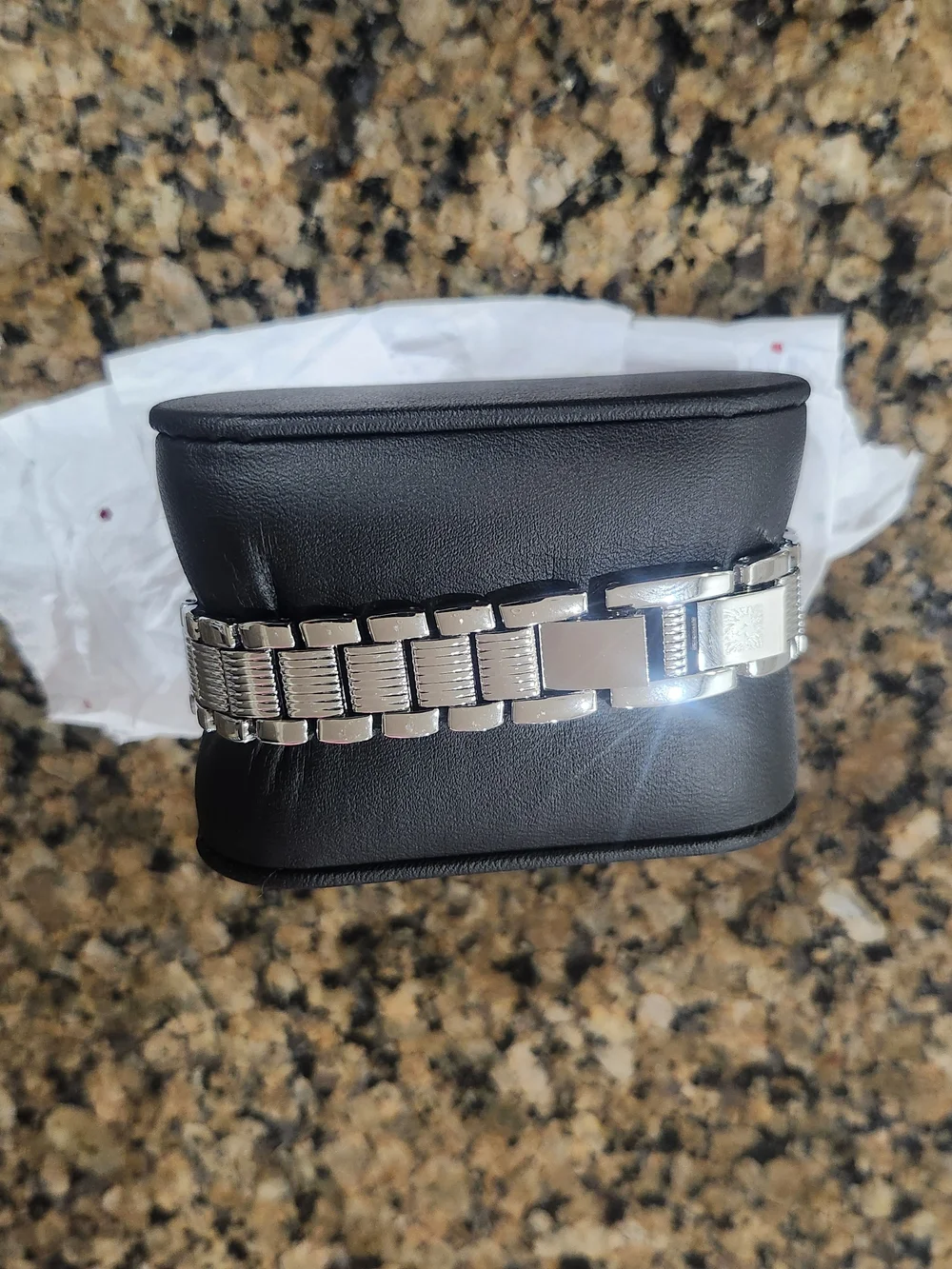 Anne Klein no scratches